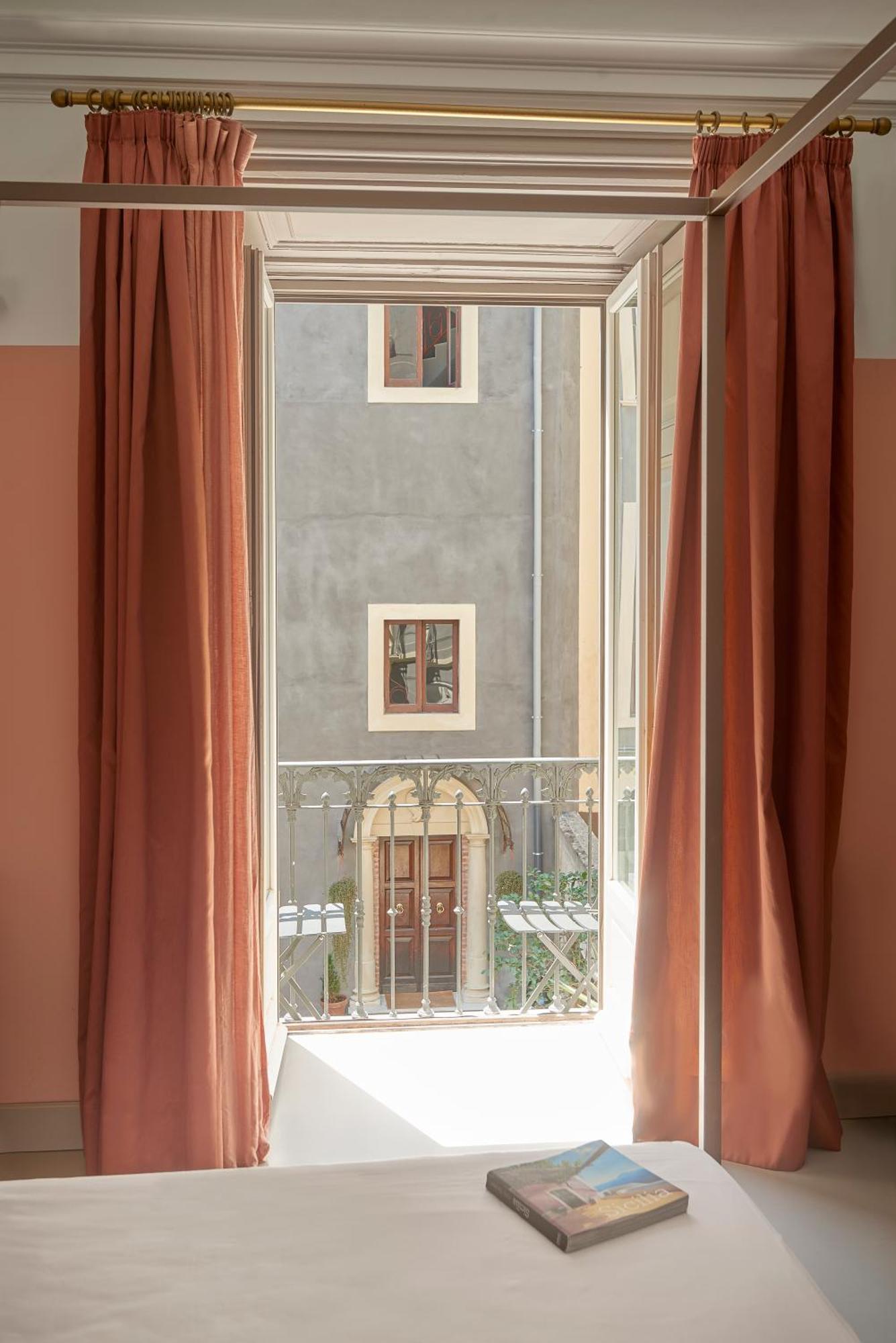 Palazzo Scammacca Apartment Catania Luaran gambar